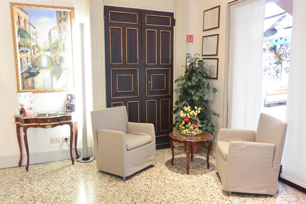 Hotel San Zulian Venezia Esterno foto